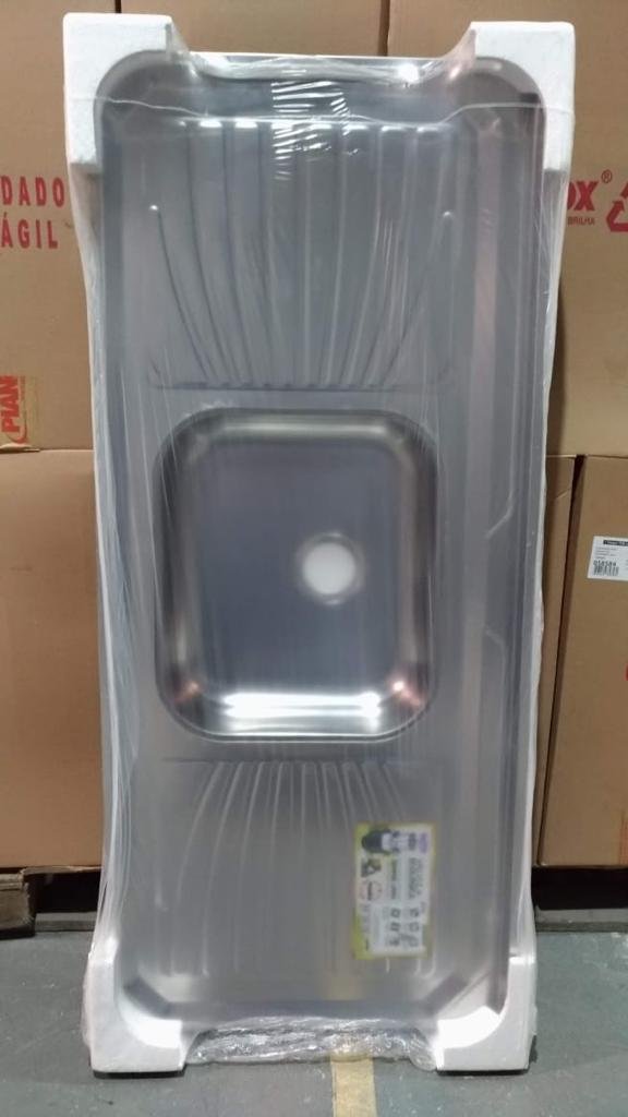 WhatsApp Image 2026-02-14 at 11.24.26 AM (2) Mesada Inoxidable con Pileta en el Medio 120 Cm Incluye Valcula y Concreto Liviano